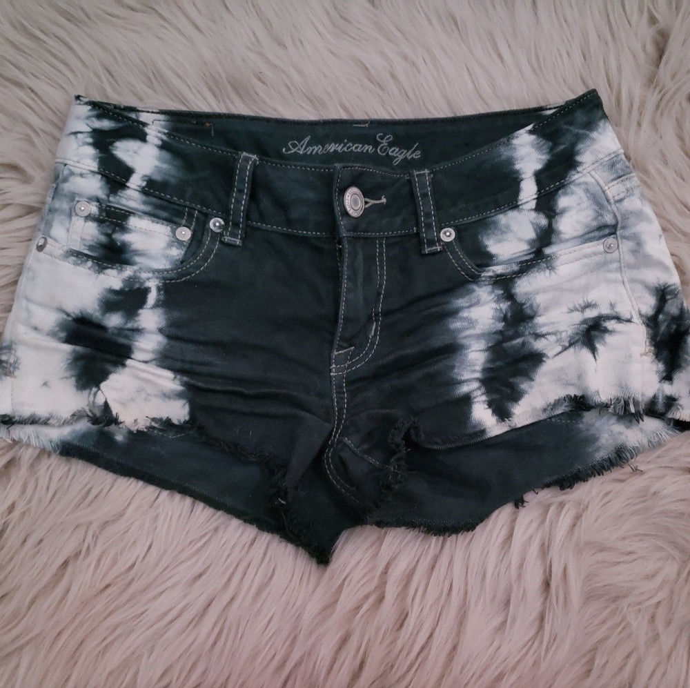 American Eagle Distressed Frayed Shorts